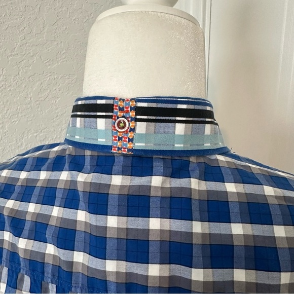 Men's Button Down Shirt - Picture 4 of 9